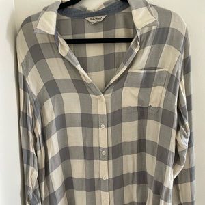 Super soft Lucky Brand flannel. Size M.